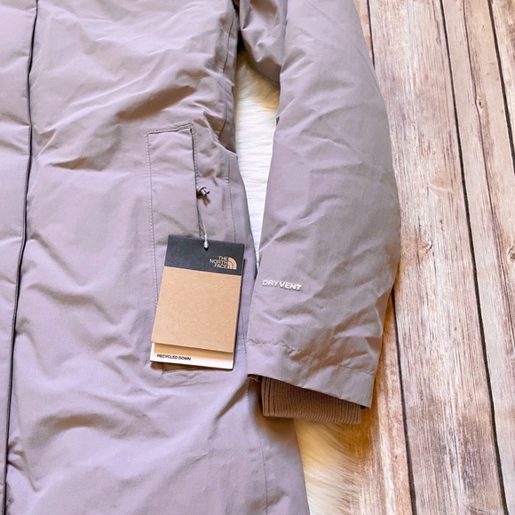 The North Face Women’s Arctic Parka Coat In Minimal Grey - Picture 3 of 9